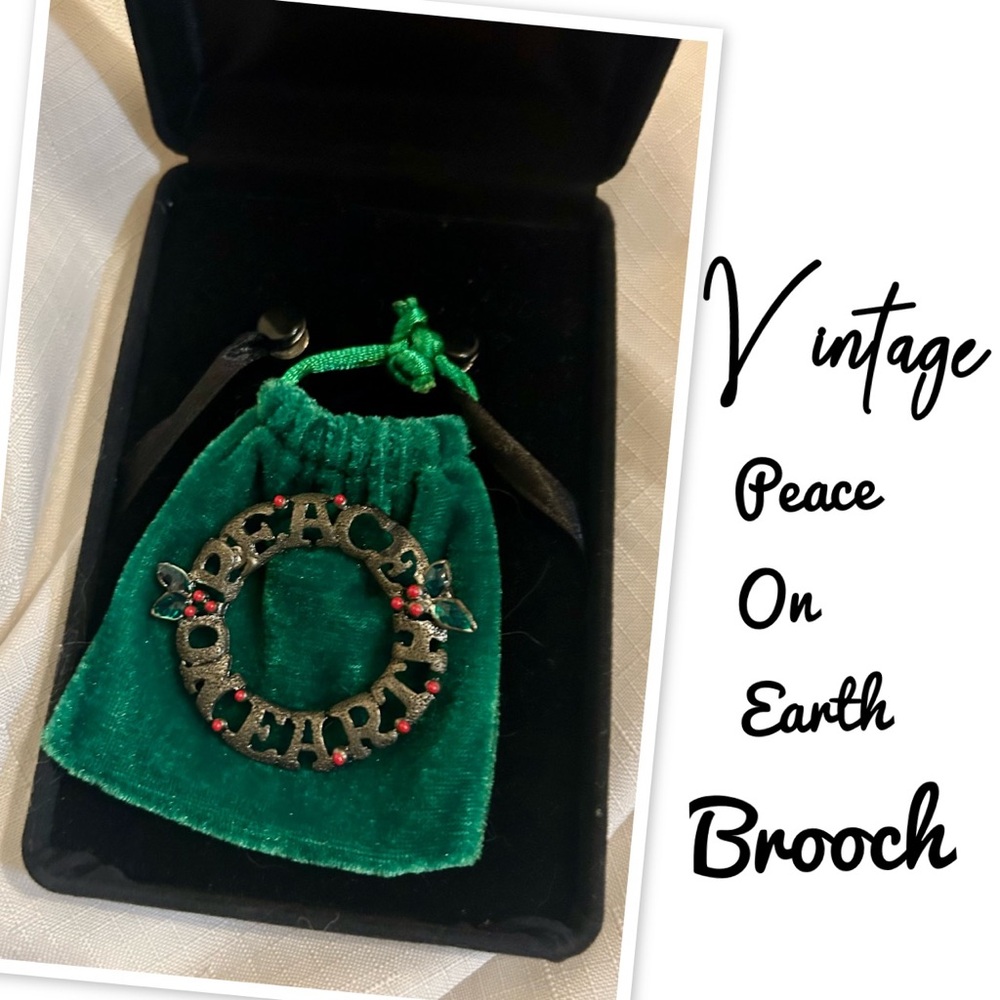 Vintage Peace On Earth Brooch